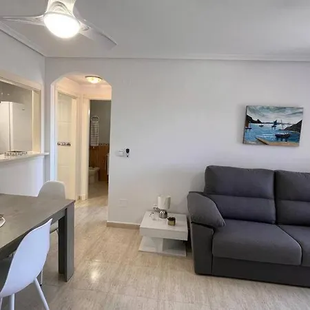 شقة Urb Palmeras - *